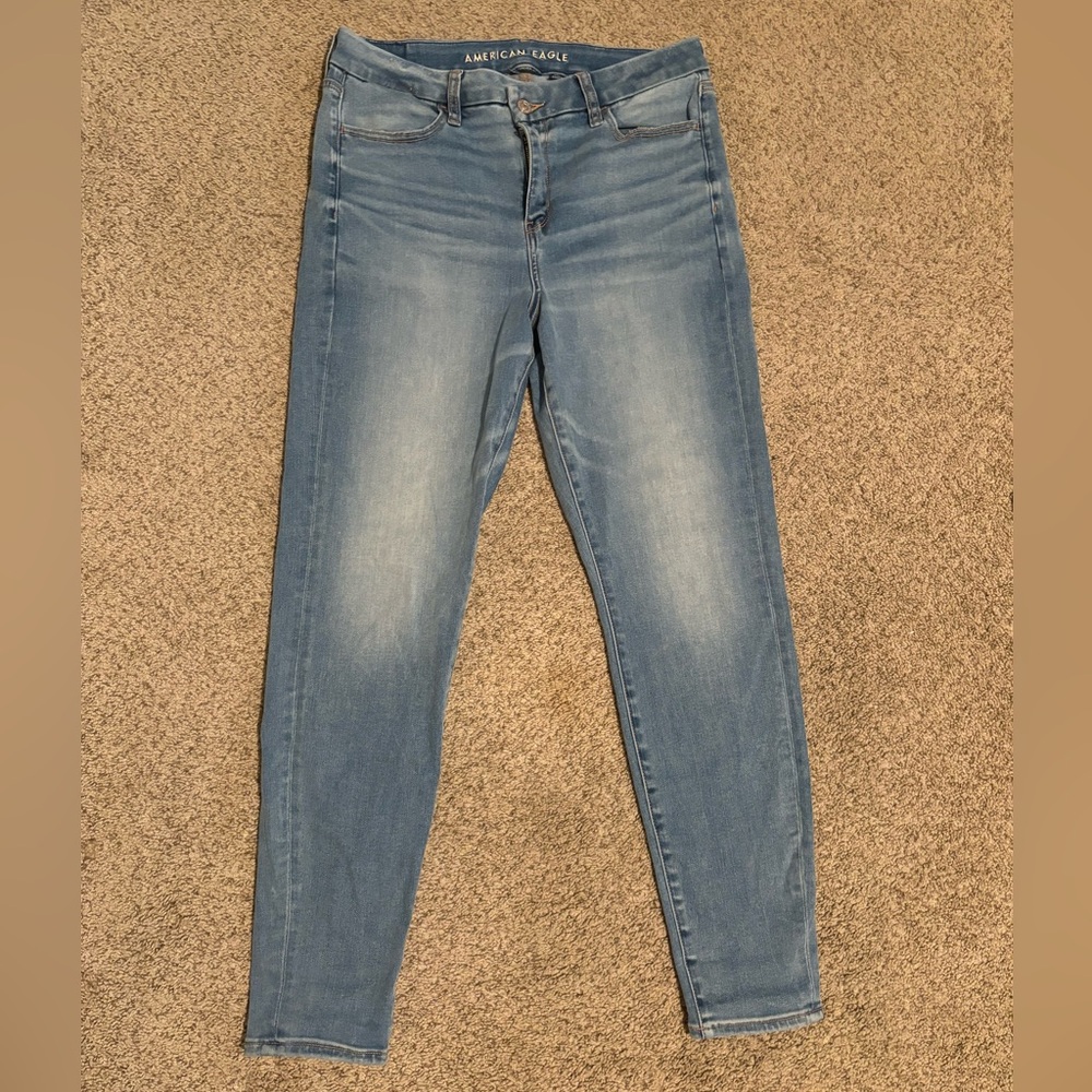 American Eagle size 10R (Curvy high rise Jeggings) only worn twice.